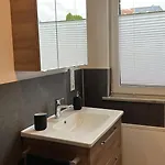 97, Balkon, Parkplatz, Kueche, Tv, Waschmaschine Апартаменты *