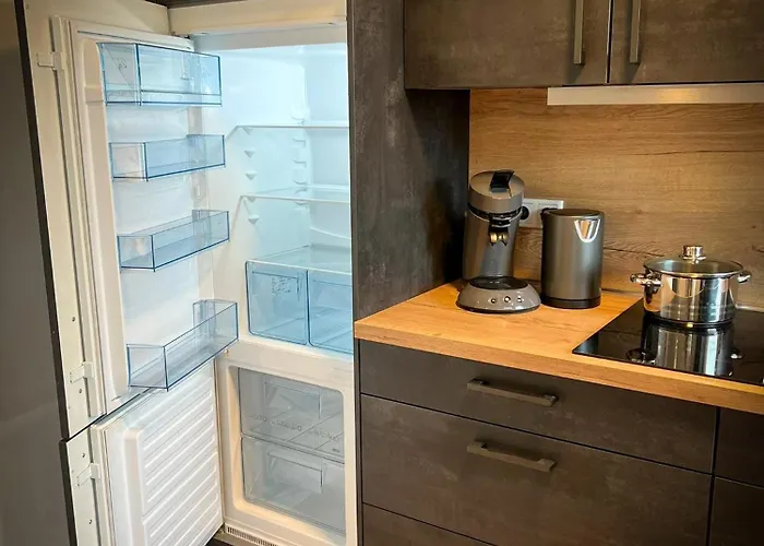 97, Balkon, Parkplatz, Kueche, Tv, Waschmaschine Appartement